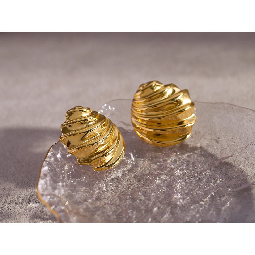 Vintage Clip on Earrings