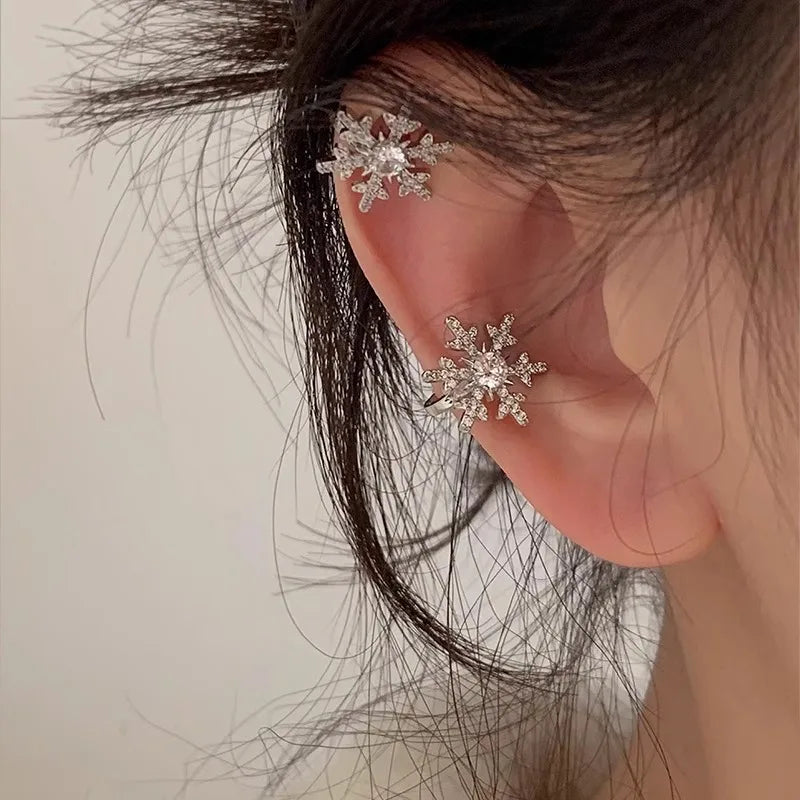 Zirconia Snowflake Ear Cuff (1P)