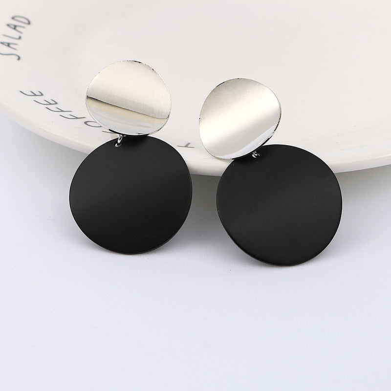 Black Metal Round Disc Clip On Earrings