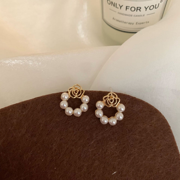 Rose Pearl Clip on Earrings